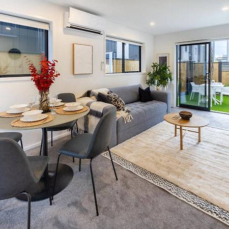 Апартаменты Cashel Street Hideaway 2 Bed 2 Bath Крайстчёрч Экстерьер фото
